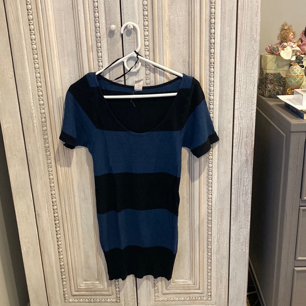 Women’s short sleeve free people sweater